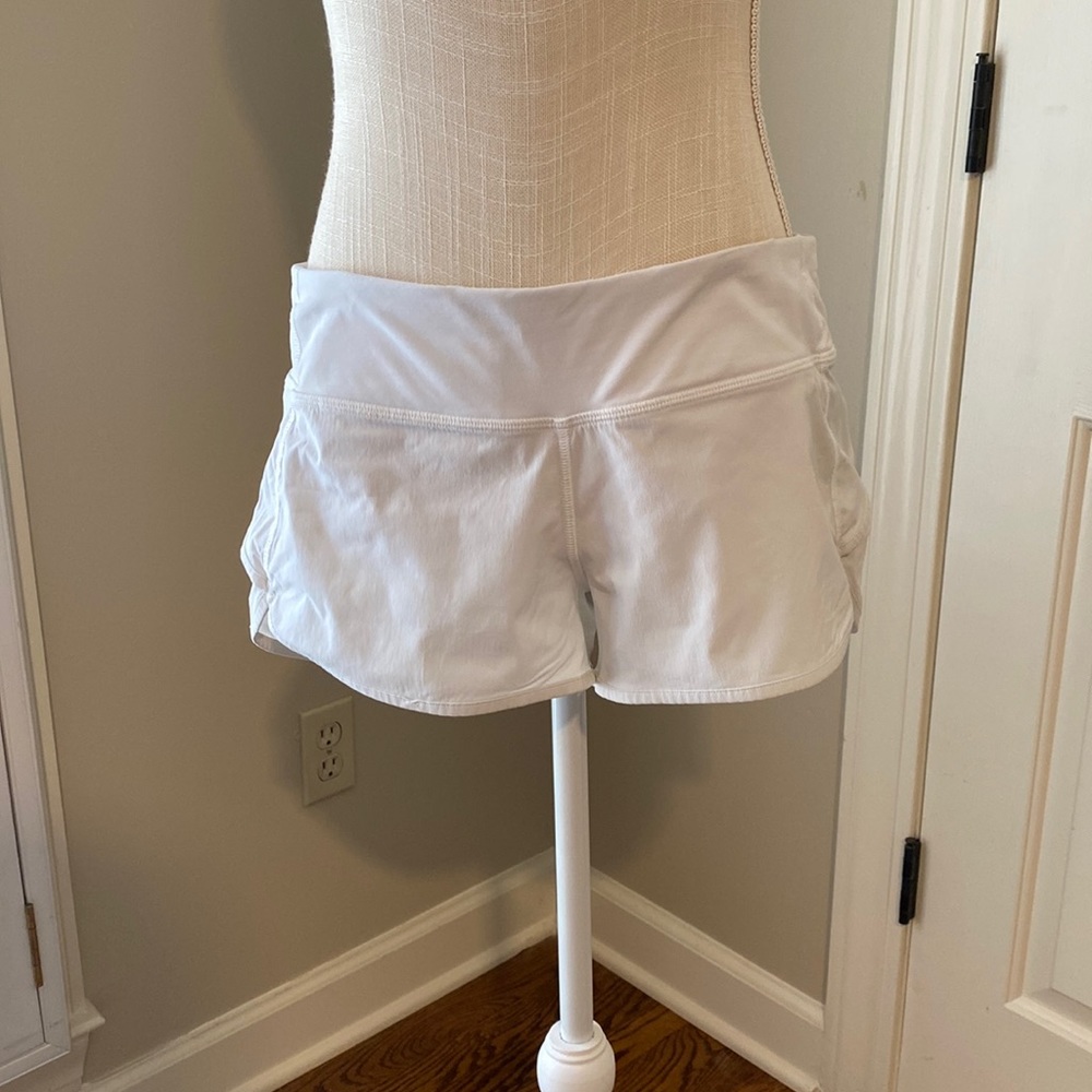 Lululemon running short